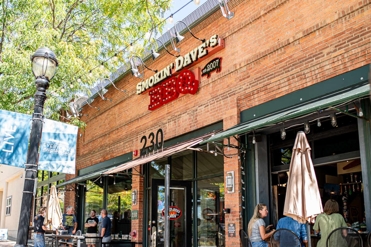 Smokin’ Dave’s Longmont restaurant